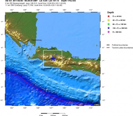 Положение эпицентра землетрясения на о-ва Ява (по данным EMSC)