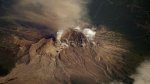 Вулкан Шивелуч на Камчатке выбрасывает столбы пепла на высоту до 8 км