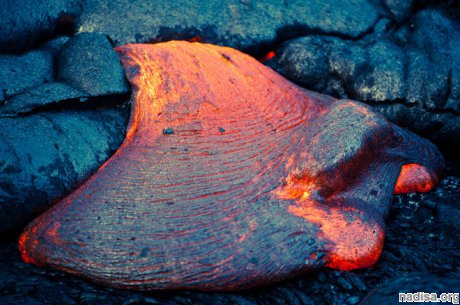 Извержение лавы из вулкана Килауэа — очень зрелищное событие