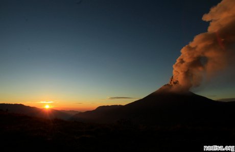 Эквадор ожидает мощное извержение вулкана Тунгурауа