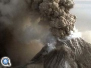 В поселке Ключи на Камчатке выпал вулканический пепел