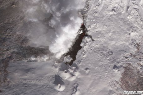 На Камчатке одновременно извергаются четыре вулкана