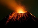 Эквадорский вулкан Тунгурауа сотрясается от взрывов