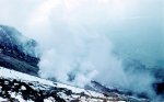 Вулкан Кизимен на Камчатке выбрасывает пепел на высоту свыше 4 км