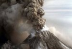 Вулкан Шивелуч на Камчатке выбросил столб газа с пеплом на высоту до 9 км