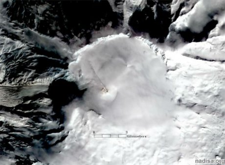 На Аляске проснулся вулкан Вениаминова