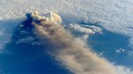 Вулканы Аляски устроили взрывной дуэт