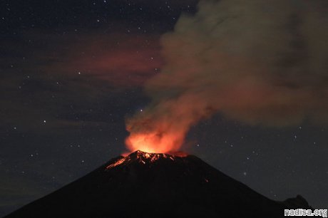 Вулкан Попокатепетль нарушил авиасообщение