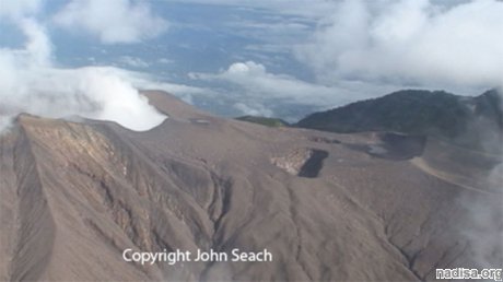 Вулканы Индонезии снова проявляют характер