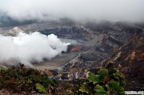 В Коста-Рике произошло извержение вулкане Поас