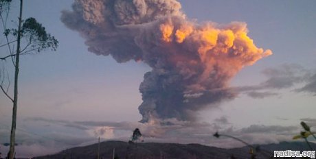 Вулкан Тунгурауа выбросил 10-километровый столб пепла