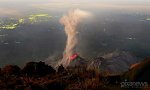 В Гватемале снова извергается вулкан Санта-Мария