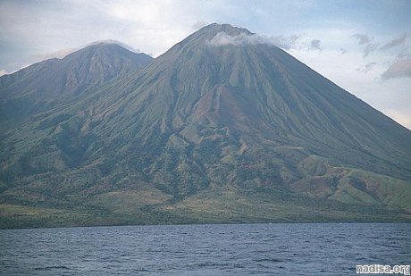 В Индонезии внезапно проснулся вулкан Сангинг