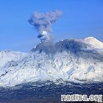 Вулкан Жупановский произвел очередной пепловыброс