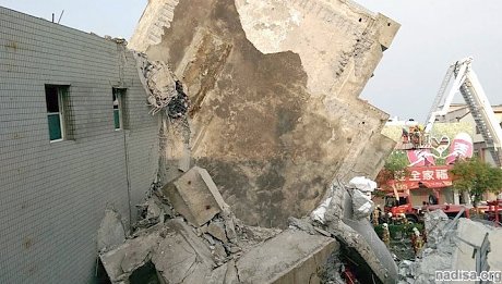 В китайской провинции Юньнань землетрясением разрушено почти 200 домов