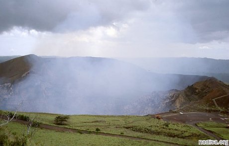 В Никарагуа демонстрирует «огненный спектакль» вулкан Масая