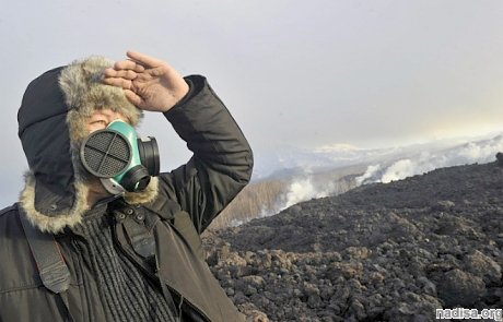 Камчатский вулкан Шивелуч снова «плюется» пеплом