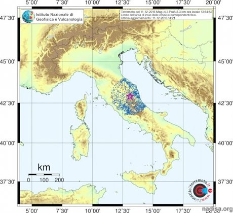 Сильное землетрясение ощущалось в Центральной Италии