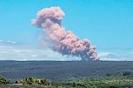На Гавайях «плюется» лавой вулкан Килауэа