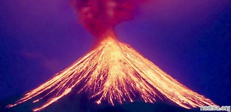 Почему извергается вулкан?