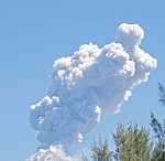 Вулкан Фуэго в Гватемале выбросил новый столб пепла