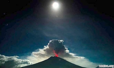 Вулкан Агунг на Бали засыпал пеплом близлежащие деревни