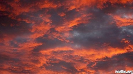 Небо изменило цвет из-за пожаров в Сибири