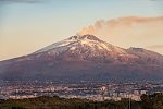 Активность вулкана Этна связана с движением полюсов Земли