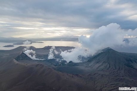 Вулкан Тааль на Филиппинах извергся паром, в радиусе 14 км все эвакуированы