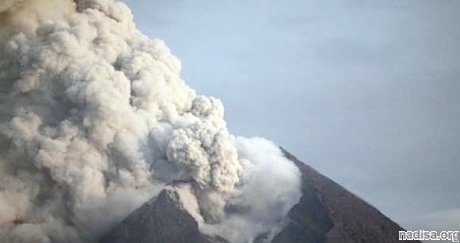 «Гора огня» проснулась: начал извергаться опасный вулкан