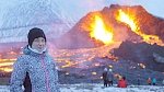 «Играют в волейбол, сосиски жарят на лаве»: живущие в Исландии россияне — об извержении вулкана Фаградальсфьядль